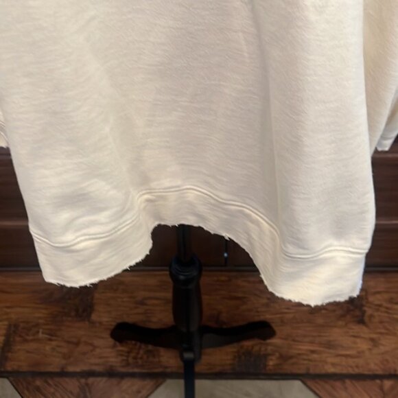 This is a Robin Embroidered Quote Sweatshirt - Picture 9 of 9